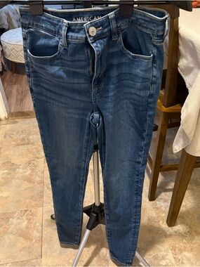 American Eagle Outfitters Women's Medium Dark Blue Skinny Jeans size 6 long